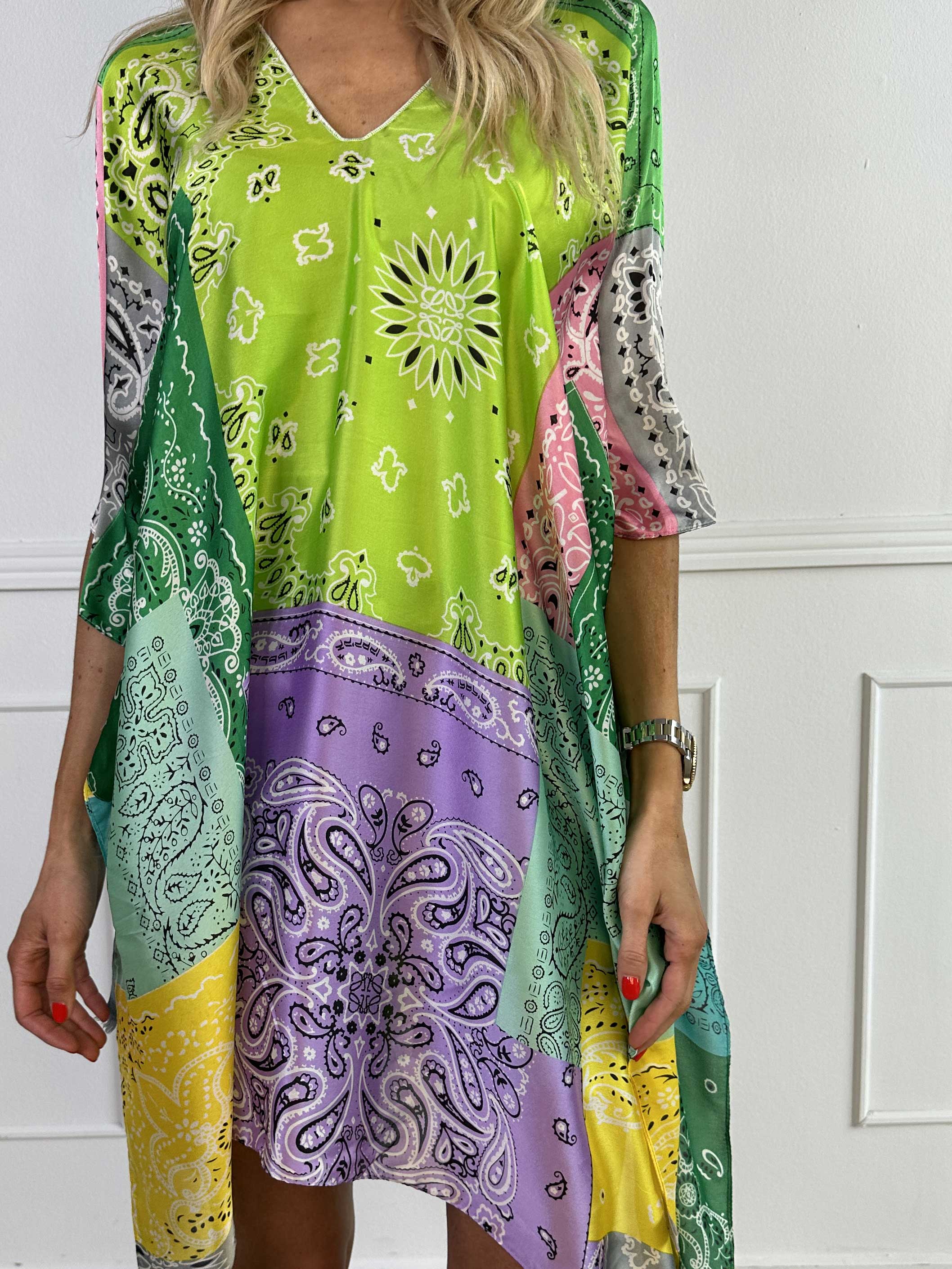 Thora - Mångfärgad tunika i mjuk viskos och siden